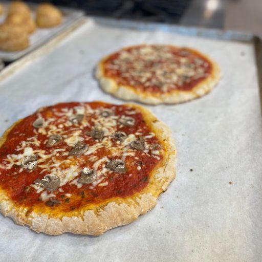 Basic dough module making pizza