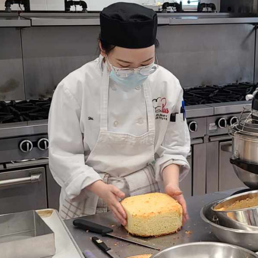 Making a Chiffon Bavarois Chantilly cake
